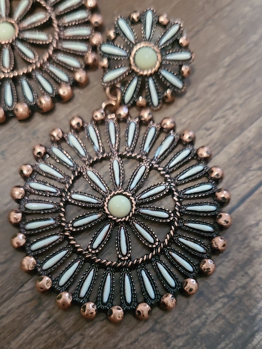 Large Brown/Copper and Cream Dangle Earrings - Picture 3 of 4